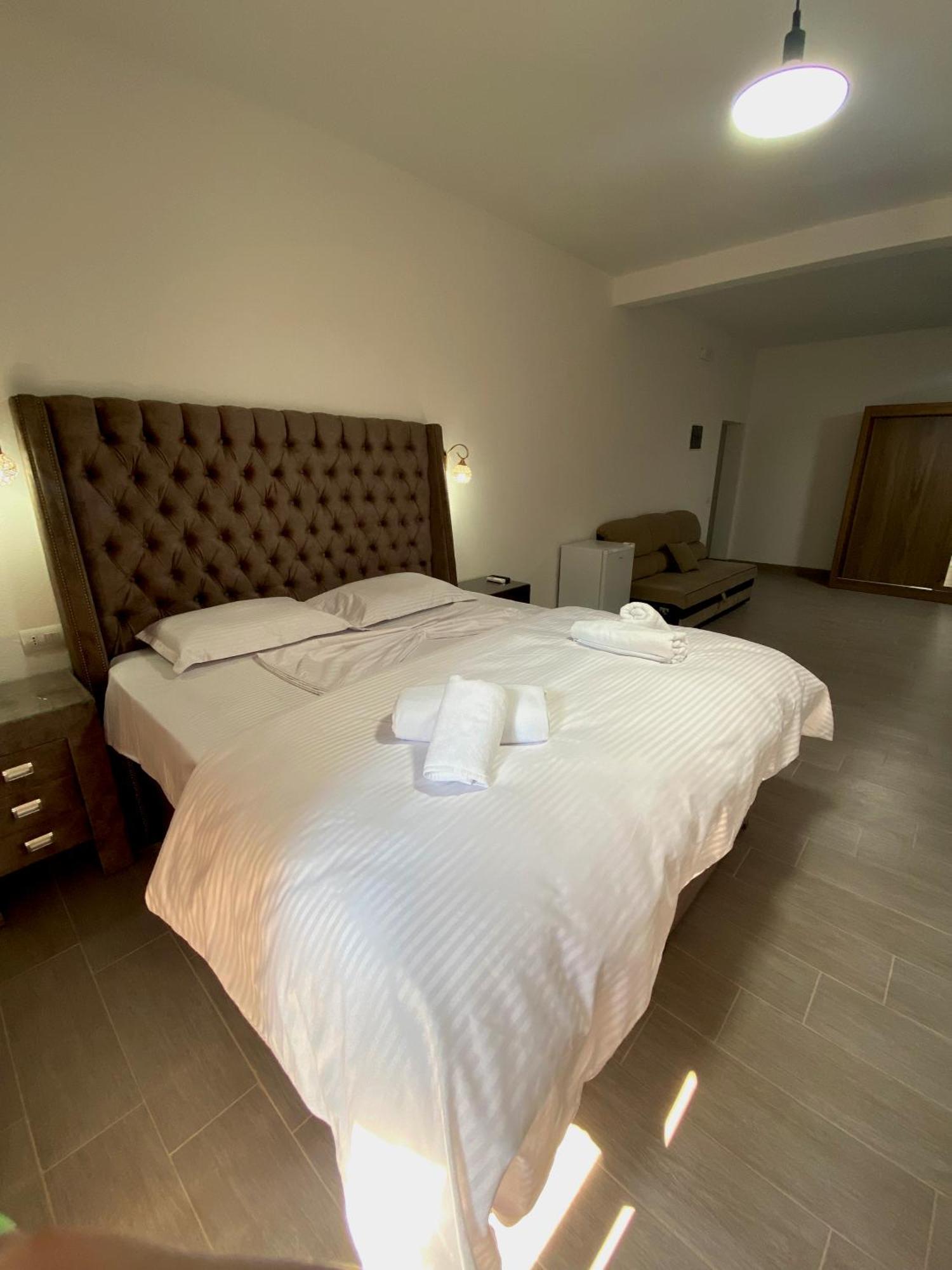 Hotel Kleopatra Ulcinj Quarto foto